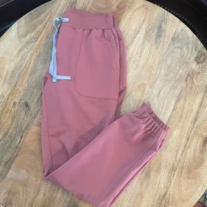 Figs Mauve Taldora Scrub Pants